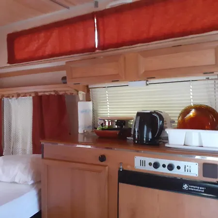 Каравана Мая Camping Sozopol